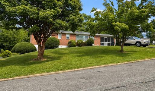 Photo #35 of 634 Hayes Drive, Lynchburg, VA 0.4 acres