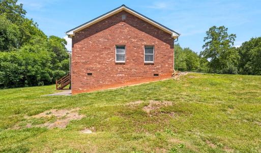 Photo #46 of 419 Holly Hills Drive, Altavista, VA 0.7 acres