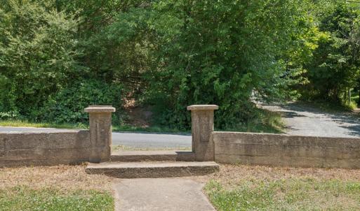 Photo #3 of 226 7th Street, Madison Heights, VA 0.8 acres