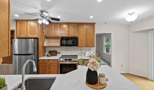 Photo #20 of 330 Hiley Terrace, Lynchburg, VA 1.9 acres