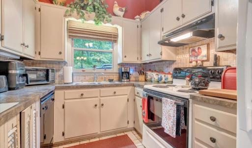 Photo #21 of 1842 Thomasson Lane, Goodview, VA 1.1 acres