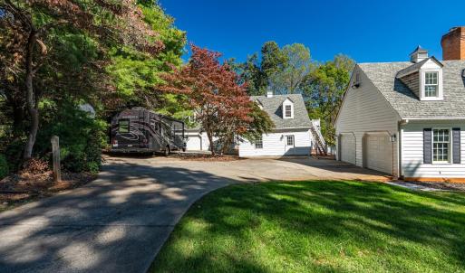 Photo #8 of 207 Fox Runn Dr, Lynchburg, VA 2.3 acres