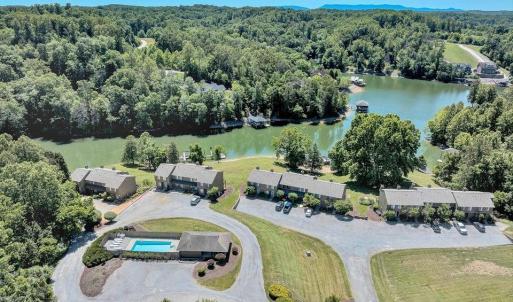 Photo #3 of 401 Harbor Ridge Drive, Goodview, VA
