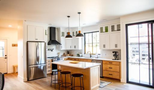 Photo #18 of 807 Grove Street, Bedford, VA