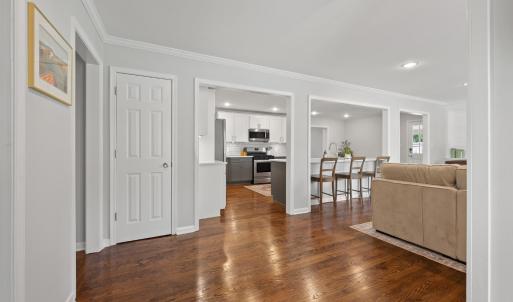 Photo #3 of 5104 Wedgewood Road, Lynchburg, VA 0.5 acres