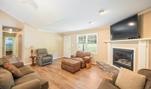 Photo #4 of 50 Laurel Lane, Lynchburg, VA 0.6 acres