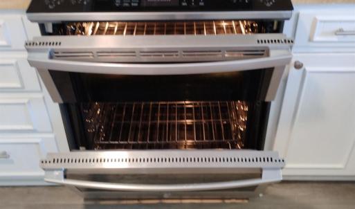 DOUBLE OVEN