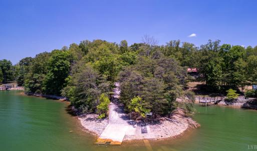 Photo #36 of 105 Whisperridge Ct, Moneta, VA 2.8 acres