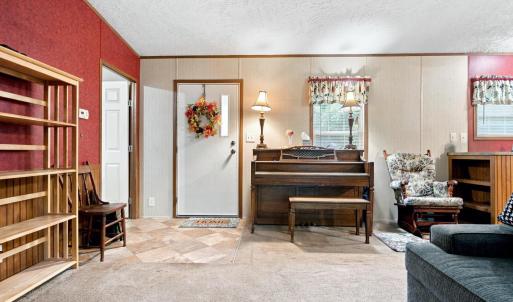Photo #3 of 105 Whisperridge Ct, Moneta, VA 2.8 acres