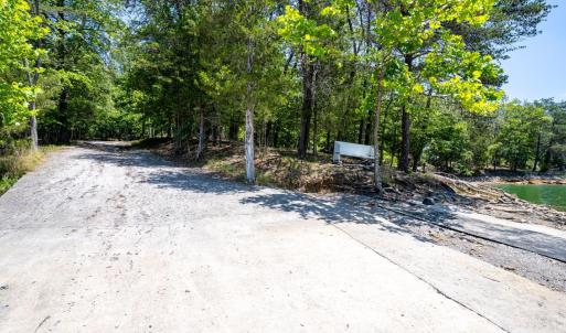 Photo #32 of 105 Whisperridge Ct, Moneta, VA 2.8 acres
