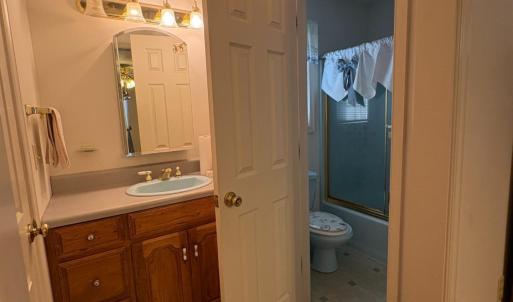 Photo #35 of 1060 Pocket Road, Hurt, VA 2.0 acres