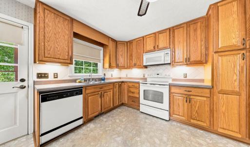 Photo #13 of 172 Belmont Place, Lynchburg, VA 0.9 acres