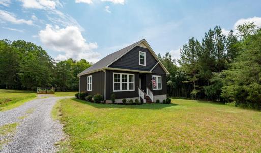 Photo #2 of 8840 Charlemont Road, Goode, VA 1.0 acres