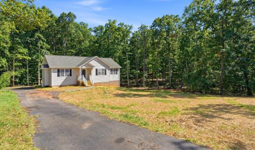 Photo #29 of 4028 Pumping Station Road, Appomattox, VA 1.1 acres