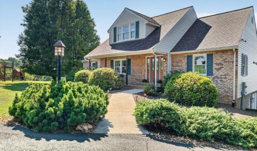 Photo #5 of 121 Pleasant View Drive, Goode, VA 2.9 acres