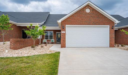 Photo #1 of 141 Villa Oak Circle, Bedford, VA 0.1 acres