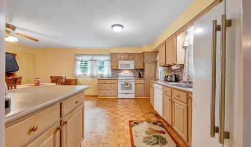 Photo #12 of 1544 Newton Circle, Bedford, VA 0.5 acres