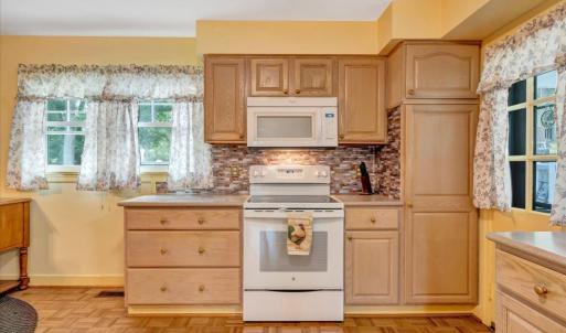 Photo #14 of 1544 Newton Circle, Bedford, VA 0.5 acres