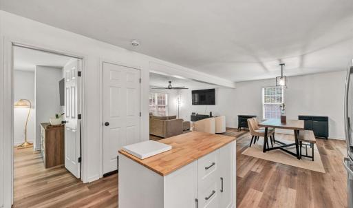 Photo #9 of 1113 Striper Court, Moneta, VA 0.6 acres