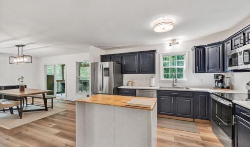 Photo #10 of 1113 Striper Court, Moneta, VA 0.6 acres