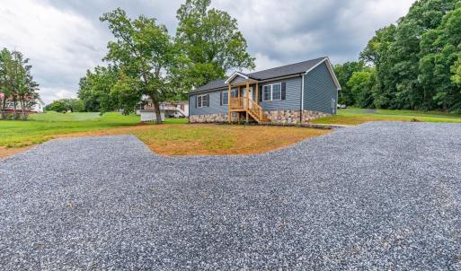 Photo #26 of 3311 Lynch Mill Road, Altavista, VA 0.5 acres