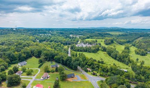 Photo #39 of 3311 Lynch Mill Road, Altavista, VA 0.5 acres
