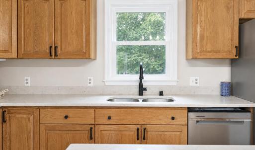Photo #9 of 1569 Gladden Circle, Forest, VA 1.0 acres