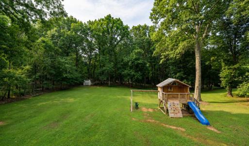 Photo #3 of 1569 Gladden Circle, Forest, VA 1.0 acres