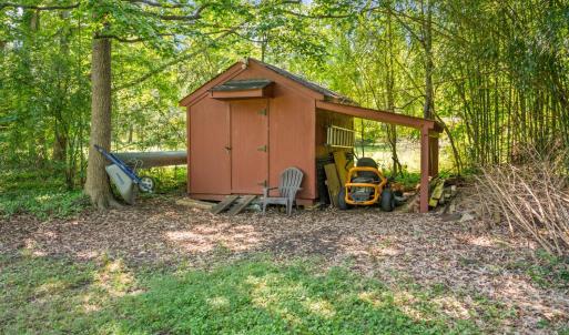Photo #46 of 1228 Lakeview Drive, Lynchburg, VA 0.7 acres