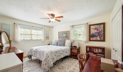 Photo #18 of 1228 Lakeview Drive, Lynchburg, VA 0.7 acres