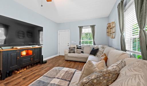 Photo #9 of 1533 Liggates Road, Lynchburg, VA 0.3 acres