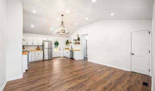 Photo #5 of 1518 Link Road, Bedford, VA 0.4 acres