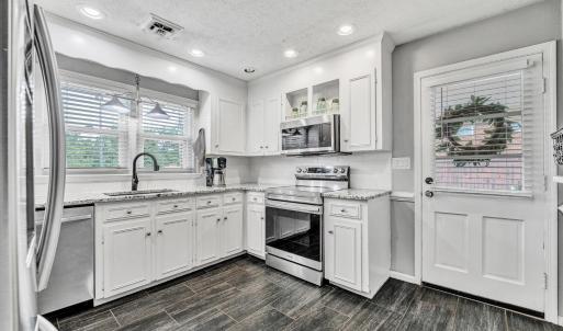 Photo #12 of 188 E Overbrook Road, Lynchburg, VA 0.4 acres