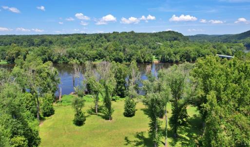 Photo #2 of 5977 James River Road, Gladstone, VA 5.9 acres