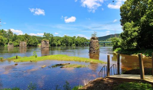 Photo #4 of 5977 James River Road, Gladstone, VA 5.9 acres