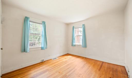 Photo #22 of 10697 James River Road, Shipman, VA 0.1 acres