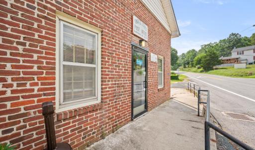 Photo #45 of 10697 James River Road, Shipman, VA 0.1 acres