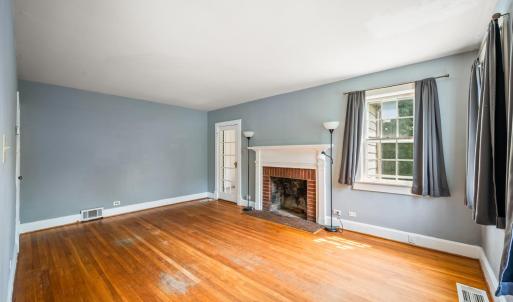 Photo #11 of 10697 James River Road, Shipman, VA 0.1 acres