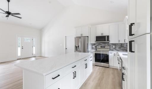 Photo #19 of 2638 Twin Lake Dr, Bedford, VA 1.0 acres