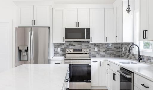 Photo #17 of 2638 Twin Lake Dr, Bedford, VA 1.0 acres