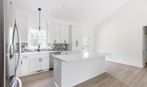 Photo #12 of 2638 Twin Lake Dr, Bedford, VA 1.0 acres
