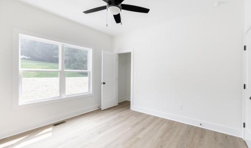 Photo #37 of 2638 Twin Lake Dr, Bedford, VA 1.0 acres