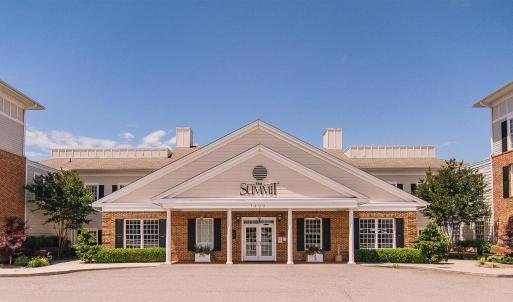 Nestled beside Wyndhurst, The Summit is a premier Life Plan Community offering independent living, assisted living, and continuing care. Set on a beautiful lakeside campus with scenic walking paths and just steps from Wyndhurst's shops and restaurants.