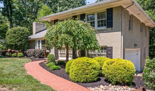 Photo #2 of 933 Rothowood Road, Lynchburg, VA 0.9 acres