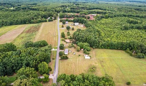 Photo #8 of 4126 Promise Land Road, Appomattox, VA 0.8 acres