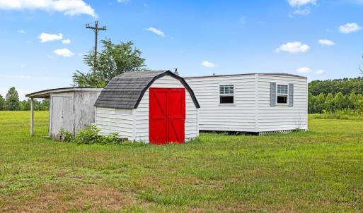 Photo #14 of 4126 Promise Land Road, Appomattox, VA 0.8 acres