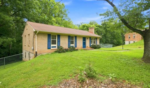 Photo #9 of 118 York Drive, Madison Heights, VA 0.9 acres
