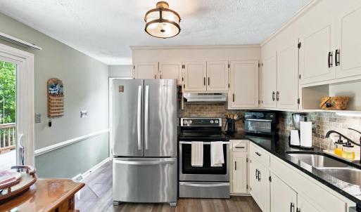 Photo #23 of 118 York Drive, Madison Heights, VA 0.9 acres