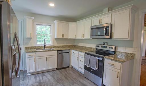 Photo #10 of 145 Winesap Drive, Madison Heights, VA 1.0 acres