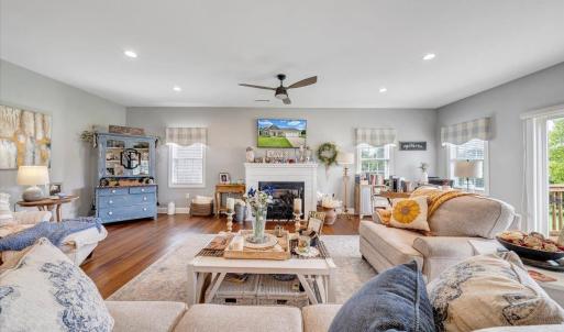 Photo #11 of 1271 Hupps Hill Lane, Forest, VA 0.2 acres